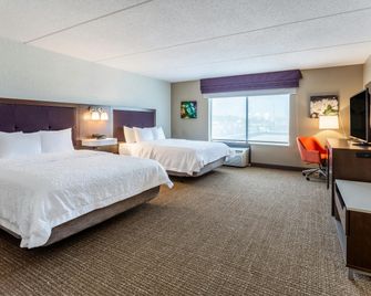 Hampton Inn & Suites Chicago-Libertyville - Libertyville - Bedroom