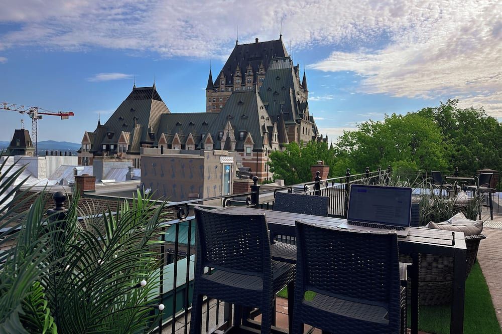Hôtel Manoir Vieux-Québec - Quebec