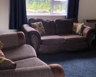 Big Anthony's - Omagh - Wohnzimmer