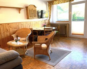 Mountain View 1-Bedroom Apartment-Top 1 - Kaprun - Living room