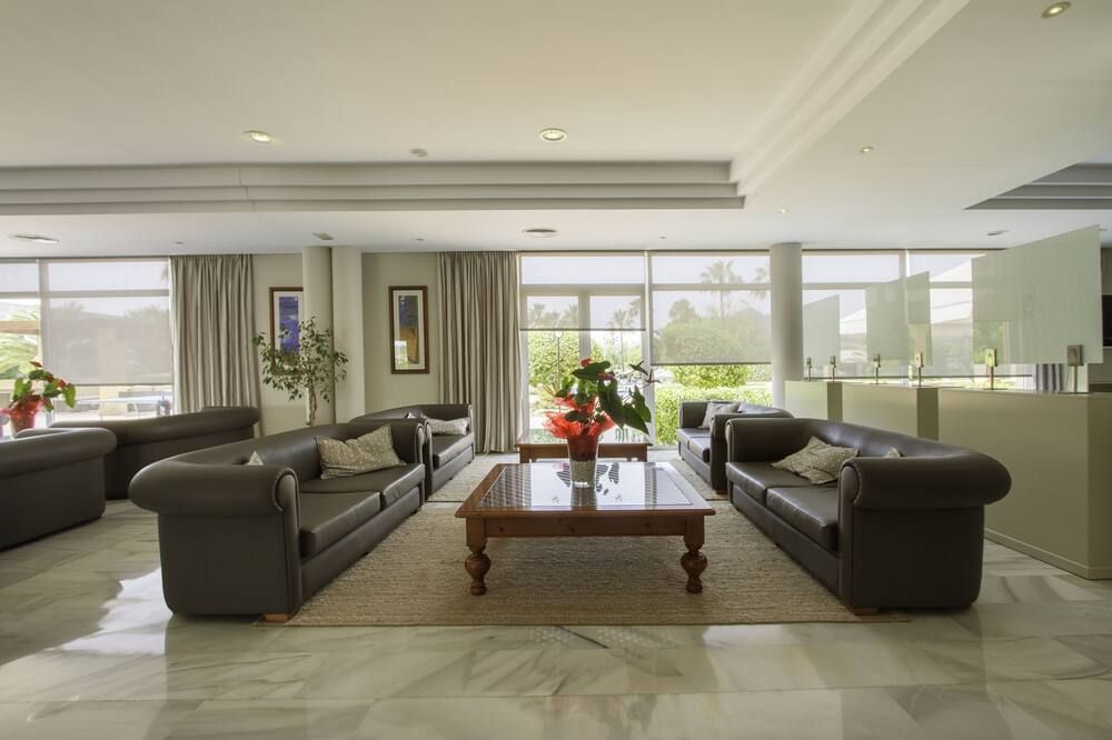 Garbi Cala Millor - קאלה מיור - לובי