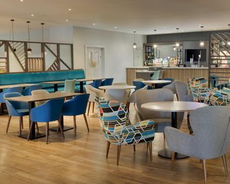 Holiday Inn Mansfield - Alfreton by IHG - Alfreton - Bar
