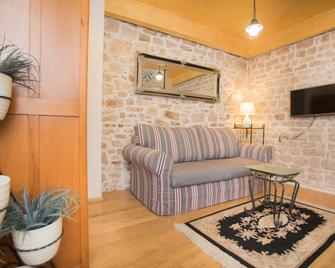 Apartments Nove Crkve - Sibenik - Sala de estar