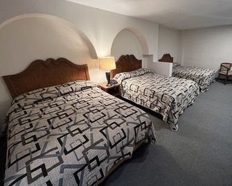 Hotel Villas Del Bosque - Aguascalientes - Habitación