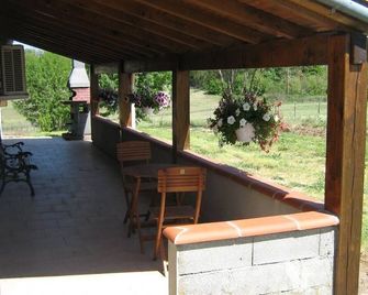 La Rivaillée - Parisot - Parisot - Patio