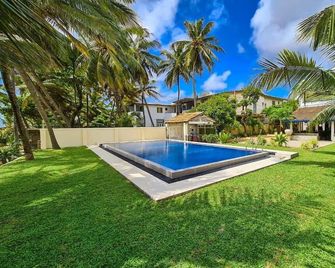 Star Beach Hotel - Negombo - Piscina