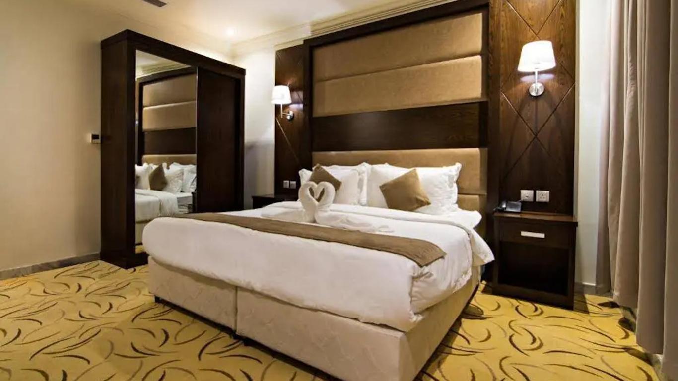 Ebreez Hotel