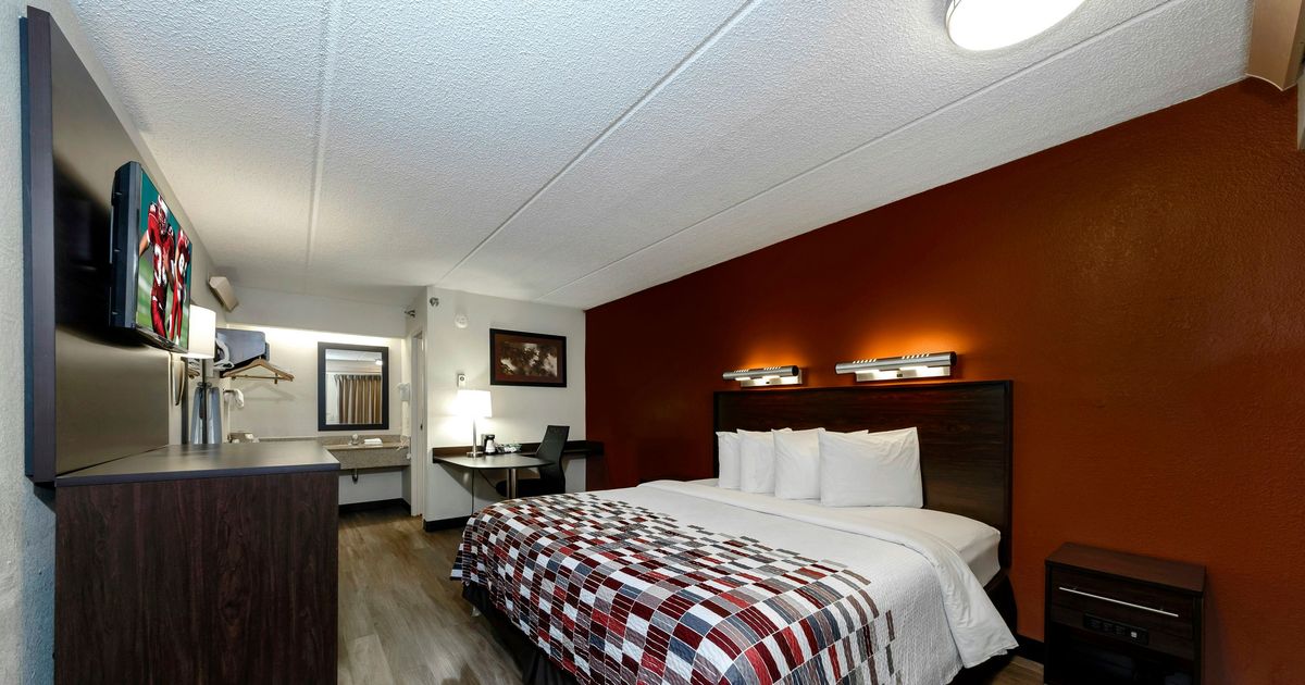 Astounding Red Roof Inn Tampa Brandon Photos