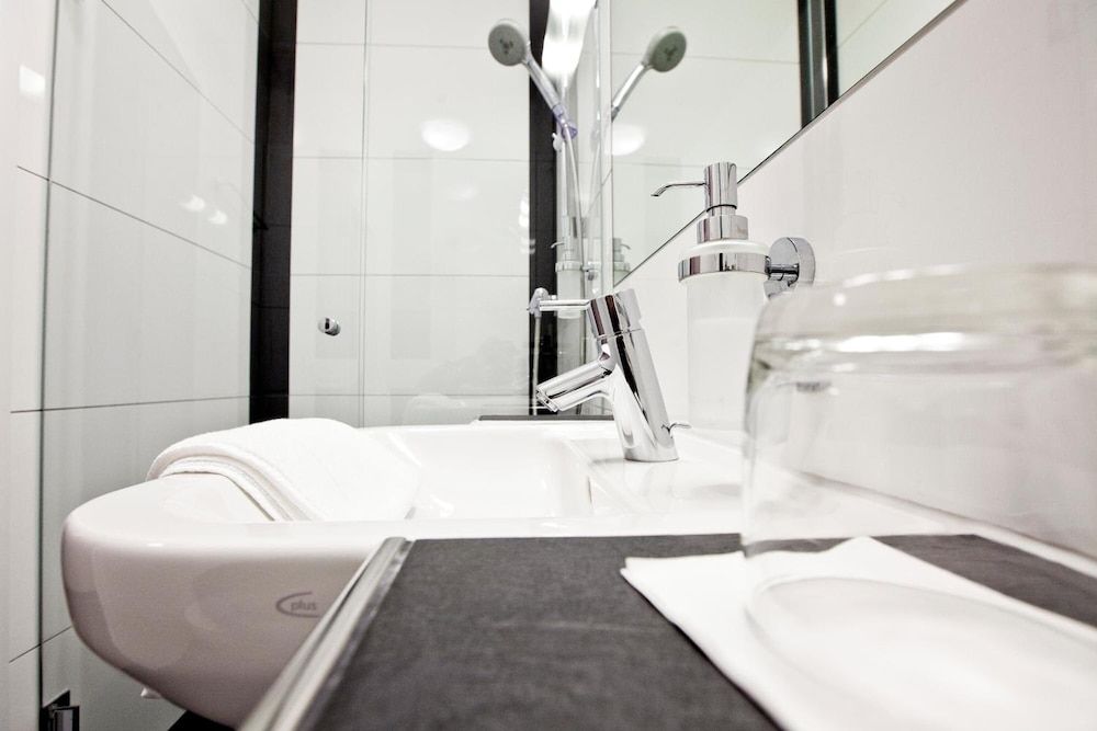 Hotel Siebenschläfer - Alsdorf (Nordrhein-Westfalen) - Bathroom