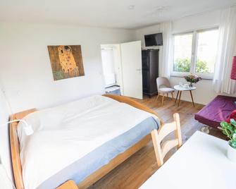 Separated apartment in beautiful Elten - Emmerich am Rhein - Schlafzimmer