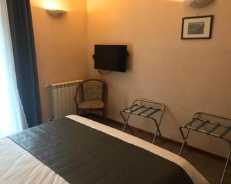 Hôtel Vesuvio - Lourdes - Bedroom
