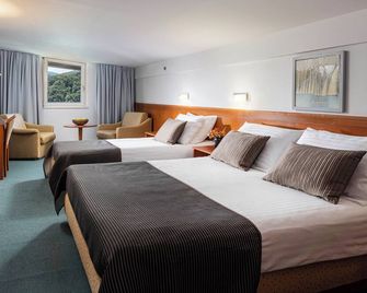Hotel Jezero - Plitvice Lakes National Park - Plitvicka Jezera