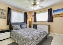 Hollywood Vacation Rental about 4 Miles to the Beach - Hollywood - Sypialnia