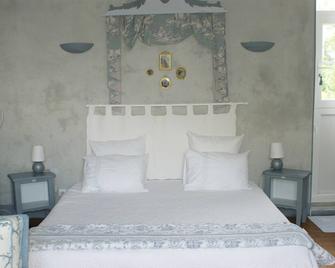 Chambre d'hôte Moulin de l'Aumonier - Loches - Habitación