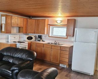 Beach Front Resort - Sylvan Lake - Cuisine