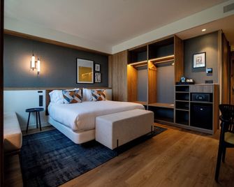 Four Points by Sheraton Barcelona Airport - Barcelona - Bedroom