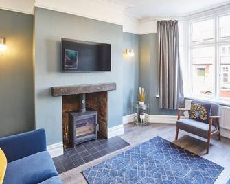 Host & Stay - The Old Fireman's House - Saltburn-by-the-Sea - Obývací pokoj