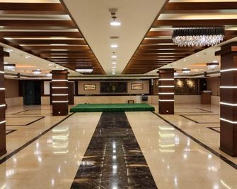 The Royal Ark - Kasauli - Lobby