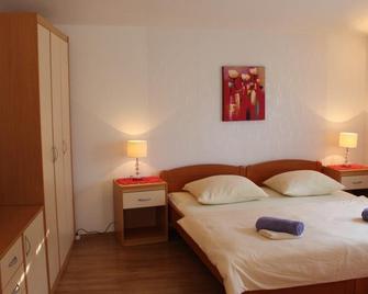 Apartments Jure - Hvar - Chambre