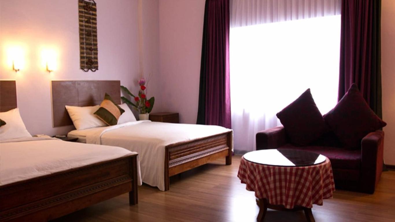 Hotel Maluri