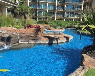 Luxurious 5 Star Ocean Front Complex at Waipouli Beach Resort. Unit A201 - Kapaa - Pool