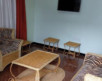 Sumawe Suites - Karatu - Salon