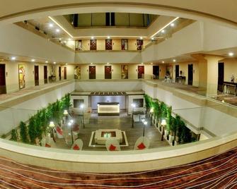 The Fern Residency Rajkot - Rajkot - Hall