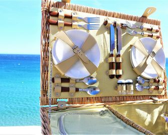 Grand Hotel des Sablettes Plage, Curio Collection by Hilton - La Seyne-sur-Mer - Gebäude