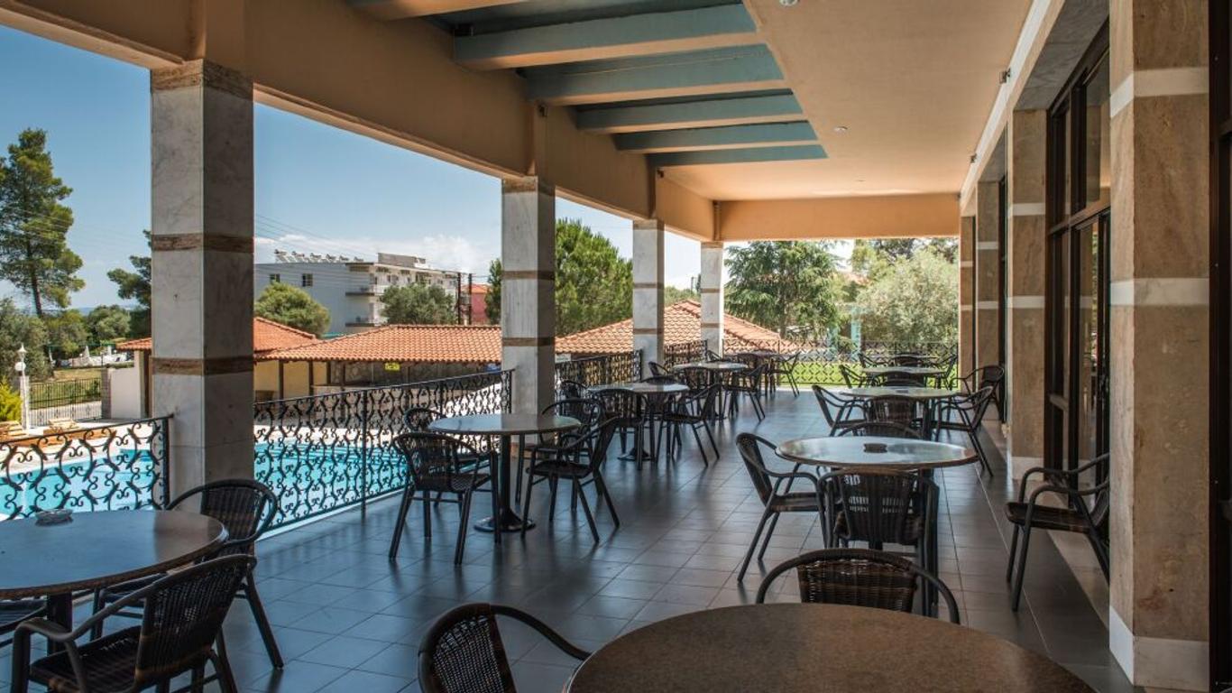 Hotel Rema- Vourvourou