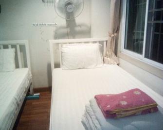 Anna Hostel - Pattaya - Bedroom