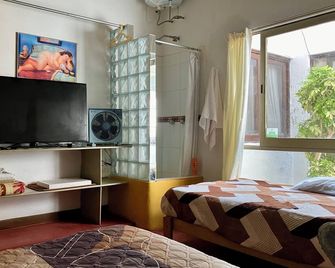 Charming 2-bedroom hotel suites in enchanting Punta Hermosa with WiFi - Punta Hermosa