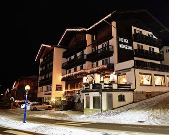 Gh Hotel Monzoni - Поцца-ді-Фасса - Будівля