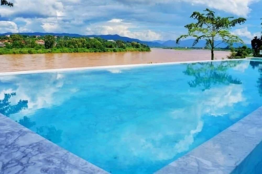 تشيانج كونج تيك جاردن ريفر فرونت أونسن هوتل