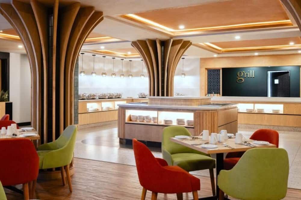 Emerald Resort & Casino