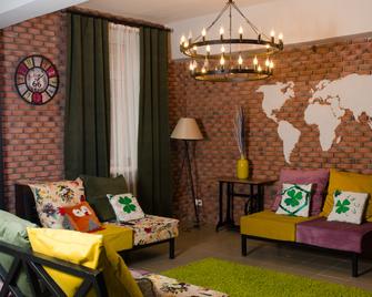 Hotel Lucky - Hostel - Omsk - Obývací pokoj