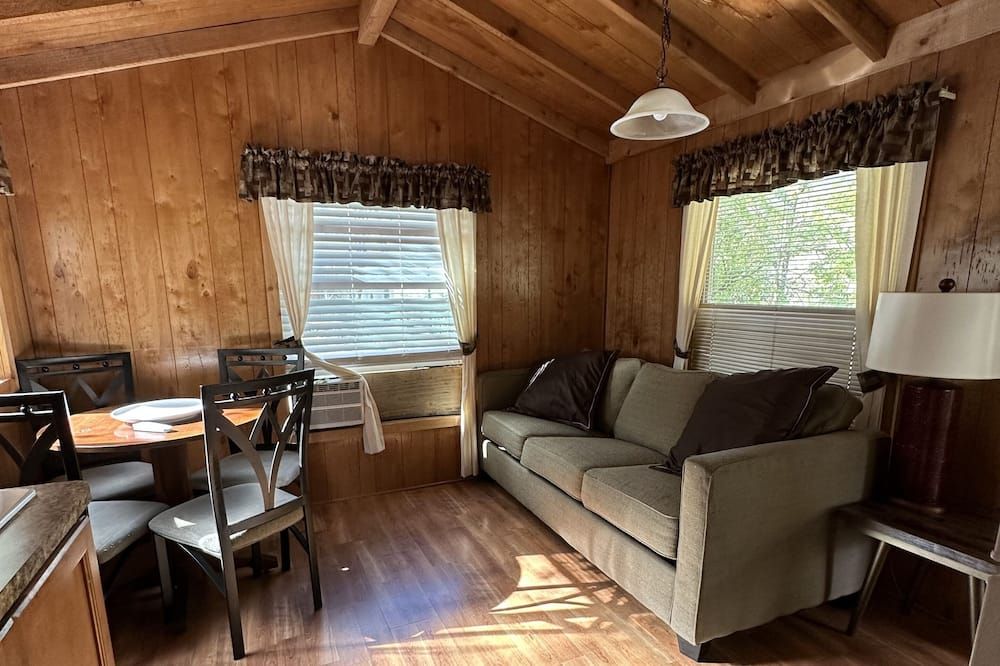 Indian Flat Rv Park - Tent Cabins & Cottages - El Portal - Soggiorno
