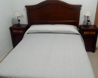 Hostal Batato - Vejer de la Frontera - Bedroom