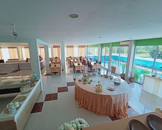 Hotel Melayu Bedendang - Lagoi - Restaurant