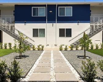 Elegant 1BR/1BA in Westwood with W/D in Bldg - לוס אנג'לס - בניין