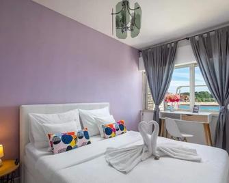 Apartments Villa Zrinka - Rogoznica - Bedroom