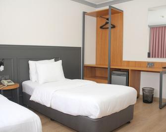 City Hotel Cerkezkoy - Çerkezköy - Bedroom