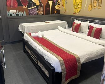 Hotel Raga - Karīmnagar - Habitación