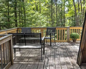 Modern Adirondack A-Frame Retreat - Indian Lake - Balcony