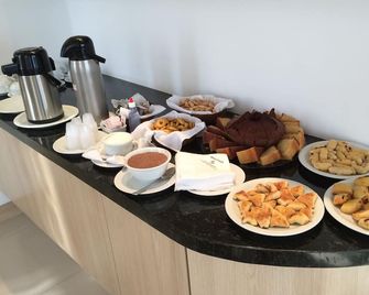 Mont Blanc Diamond Flat - Nova Iguaçu - Buffet