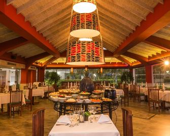 Decameron Marazul - סן אנדרס - מסעדה