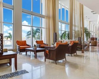 2 BR Luxury Suite in Marenas Beach Resort 2508 condo - Санні-Айлс-Біч - Лоббі