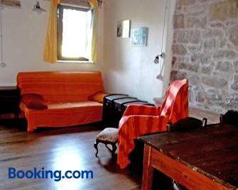 Locanda Dell'Istrice - Camerino - Living room