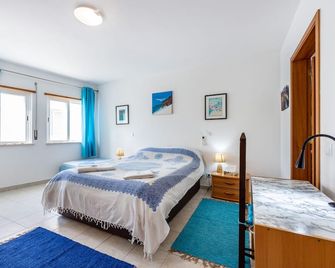 Sea View Townhouse in Salema - Salema - Schlafzimmer