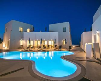 Kallos Imar Boutique Hotel - Mesaria - Pool