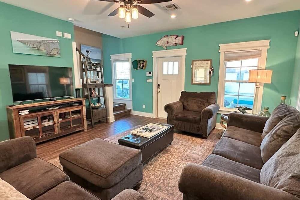 The Pompano House in Port Isabel - Port Isabel - Huiskamer